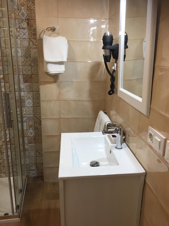 Hostal Lojo Кониль-де-ла-Фронтера Экстерьер фото