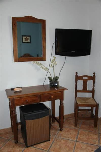 Hostal Lojo Кониль-де-ла-Фронтера Экстерьер фото